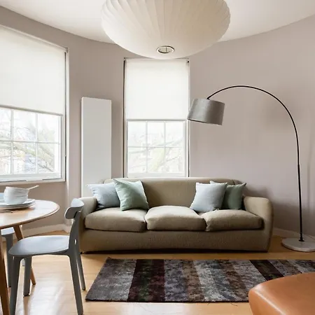 The Holland Park Escape - Modern & Central 2Bdr Flat